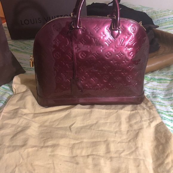 Authentic Louis Vuitton Alma GM Rouge Fauviste bag - Picture 2 of 8